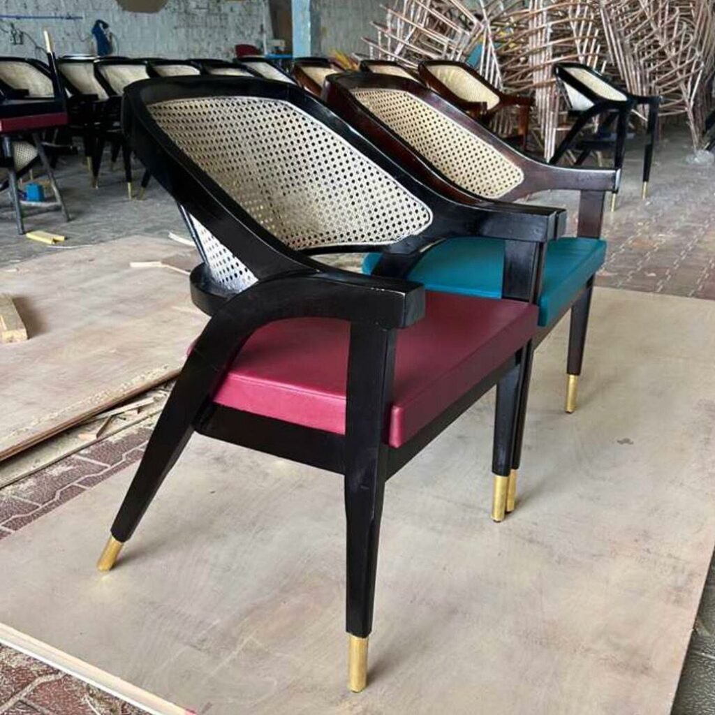 Outdoor Restaurant Furniture