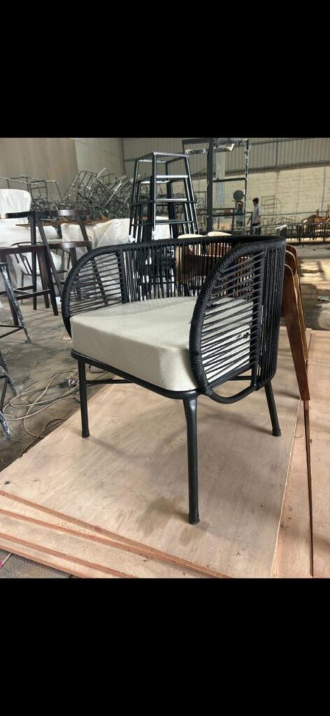 Outdoor Restaurant Furniture